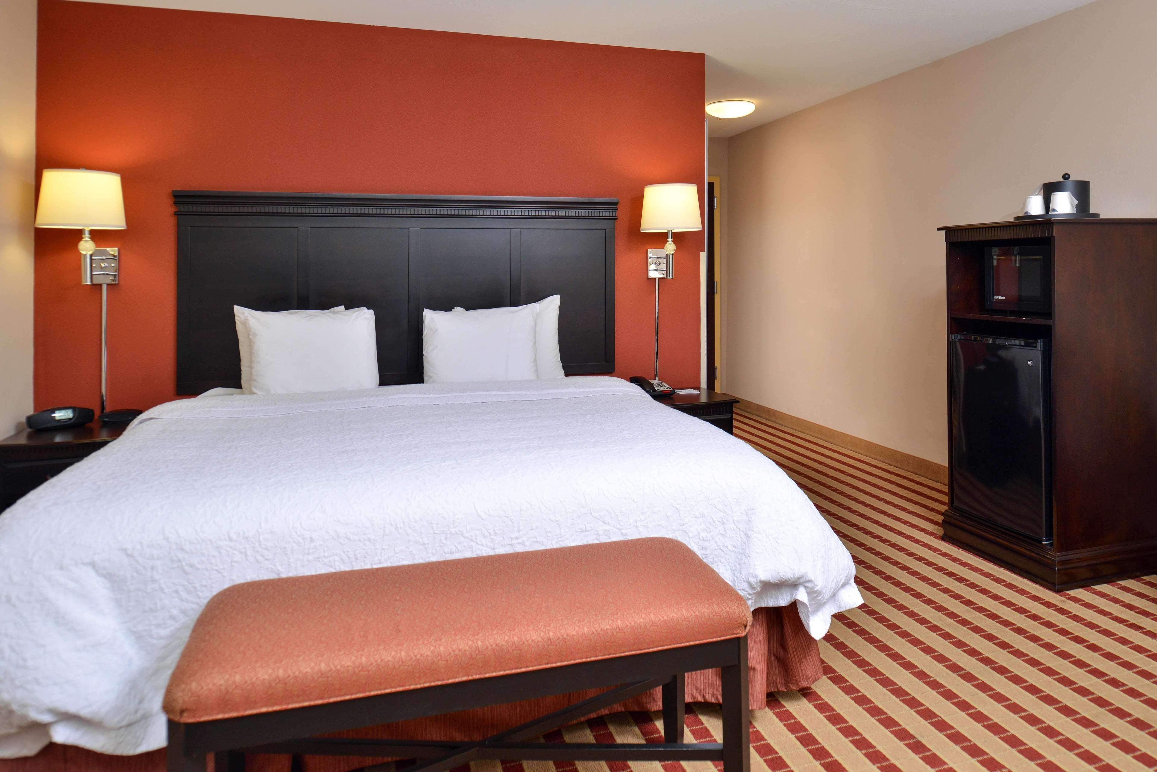 Hampton Inn Кларион Екстериор снимка