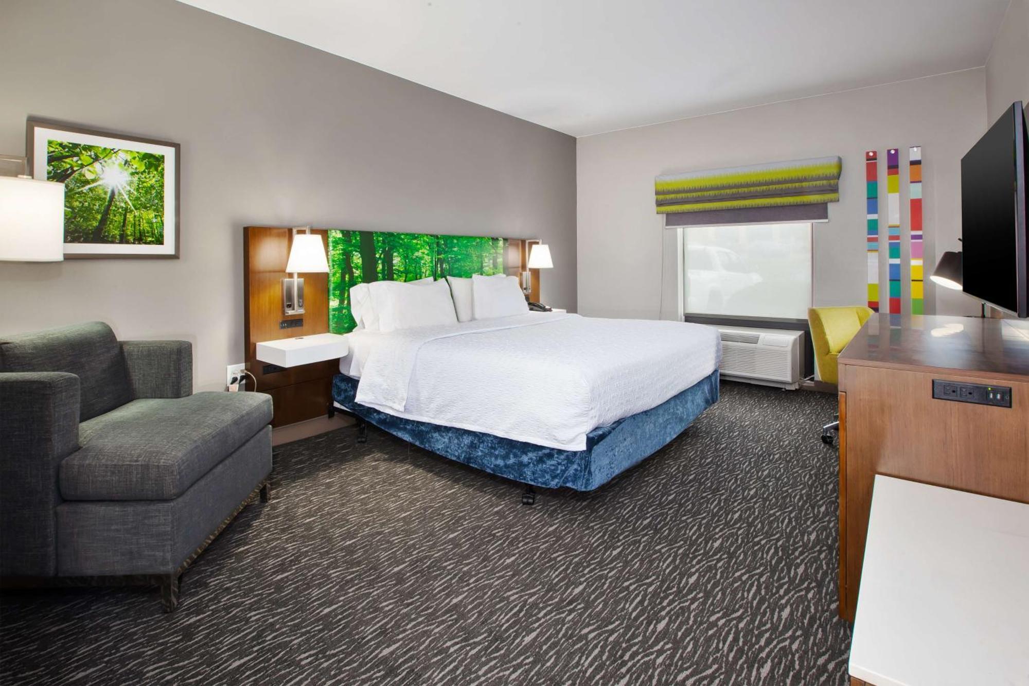 Hampton Inn Кларион Екстериор снимка