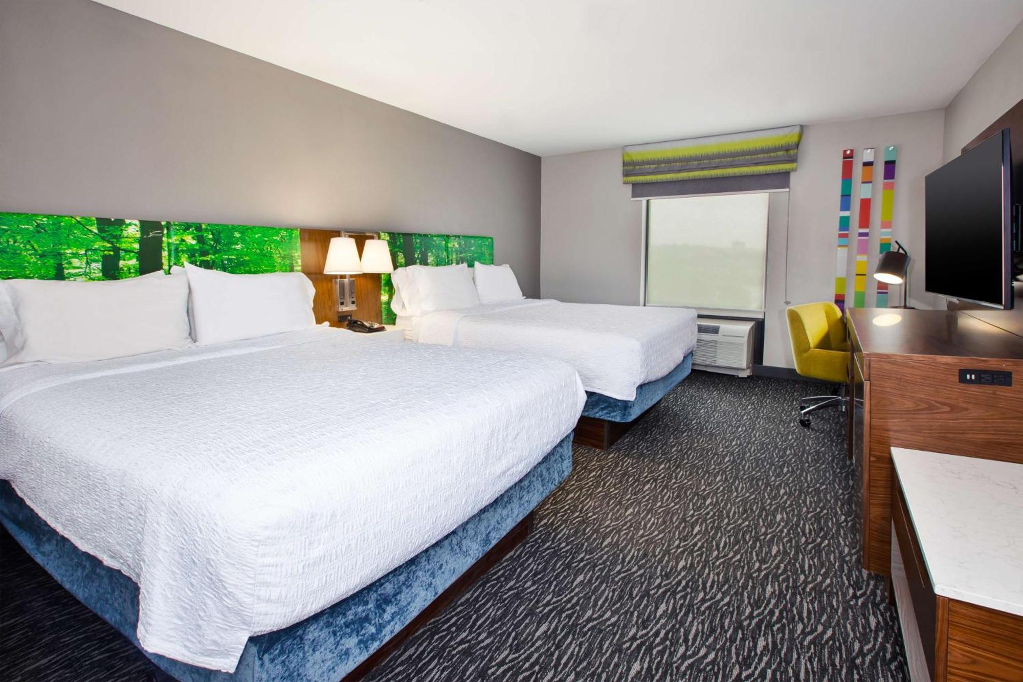 Hampton Inn Кларион Екстериор снимка